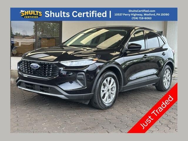 2023 Ford Escape Active — photo 1 of 26