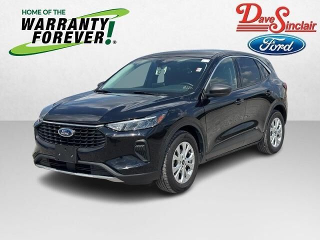 2024 Ford Escape Active — photo 1 of 26
