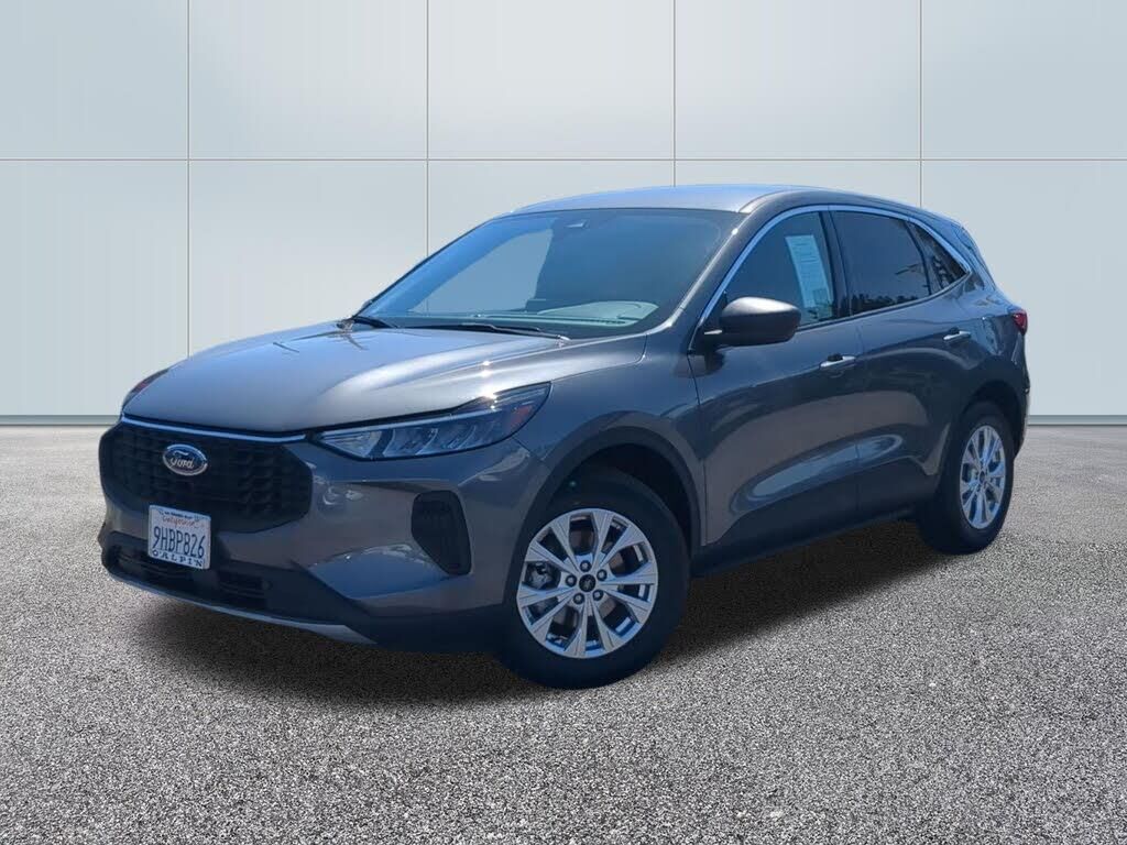 2023 Ford Escape Active — photo 1 of 2
