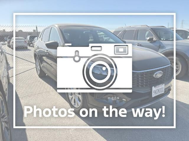 2024 Ford Escape Active — photo 1 of 5