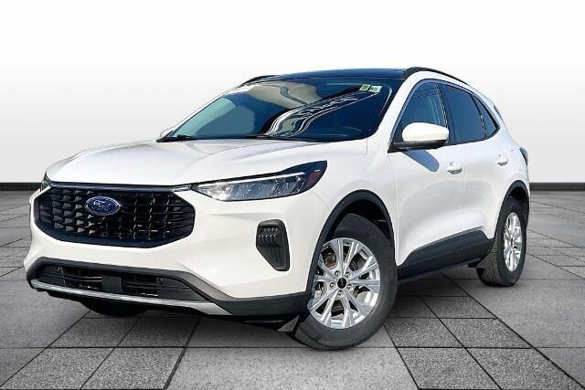 2024 Ford Escape Active — photo 1 of 26