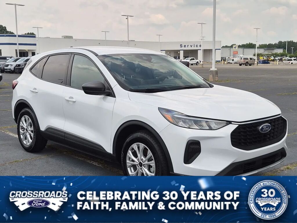2025 Ford Escape Active — photo 1 of 14