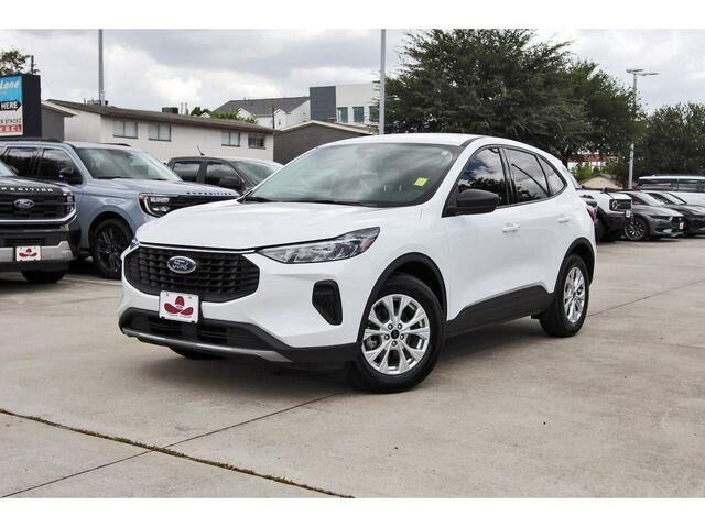 2025 Ford Escape Active — photo 1 of 13