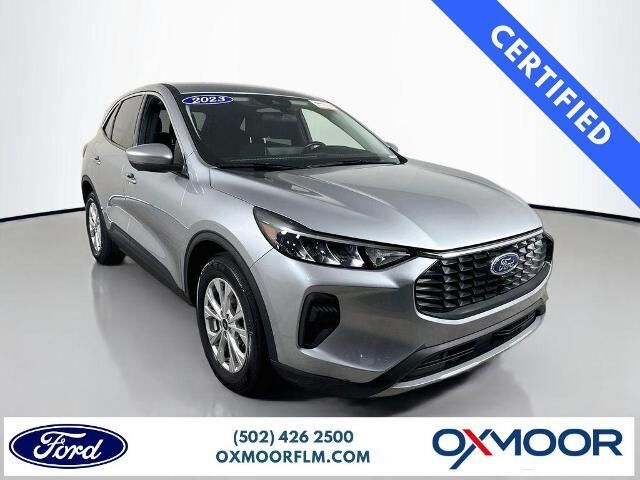 2023 Ford Escape Active — photo 1 of 13