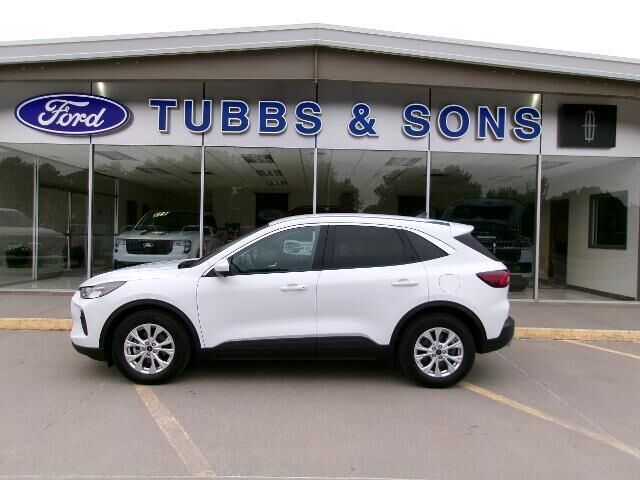 2023 Ford Escape Active — photo 1 of 11