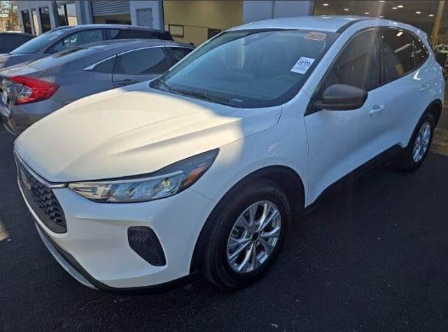 2023 Ford Escape Active — photo 1 of 78