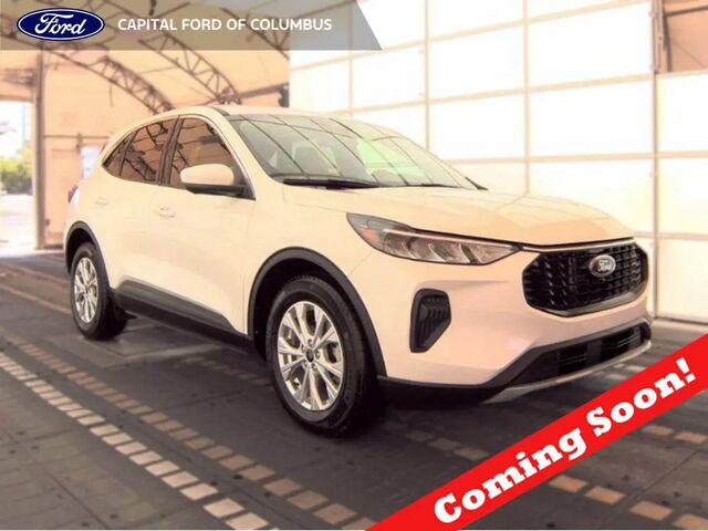 2023 Ford Escape Active — photo 1 of 6