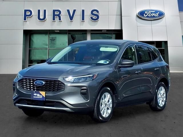 2024 Ford Escape Active — photo 1 of 13