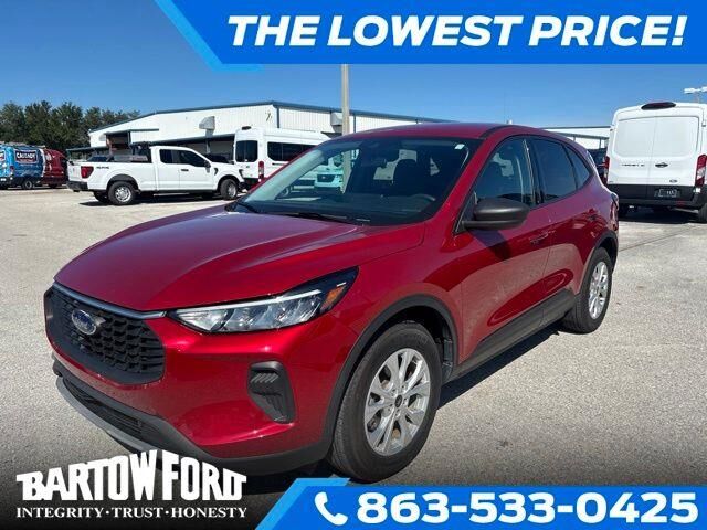 2025 Ford Escape Active — photo 1 of 12