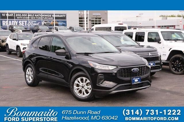 2025 Ford Escape Active — photo 1 of 13