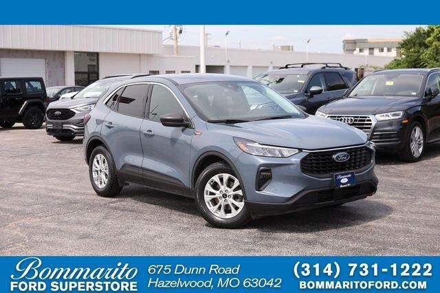 2023 Ford Escape Active — photo 1 of 13