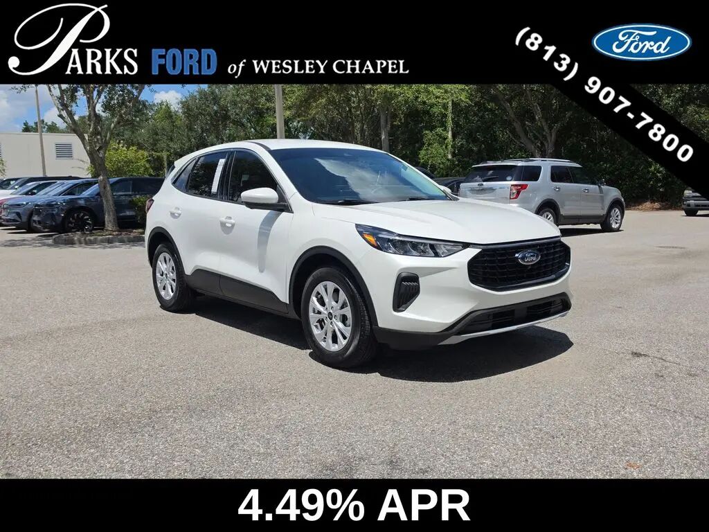 2023 Ford Escape Active — photo 1 of 26