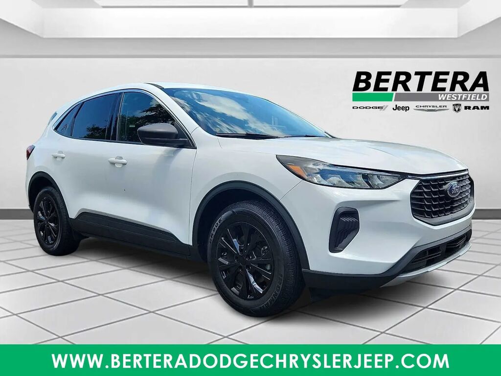 2024 Ford Escape Active — photo 1 of 13