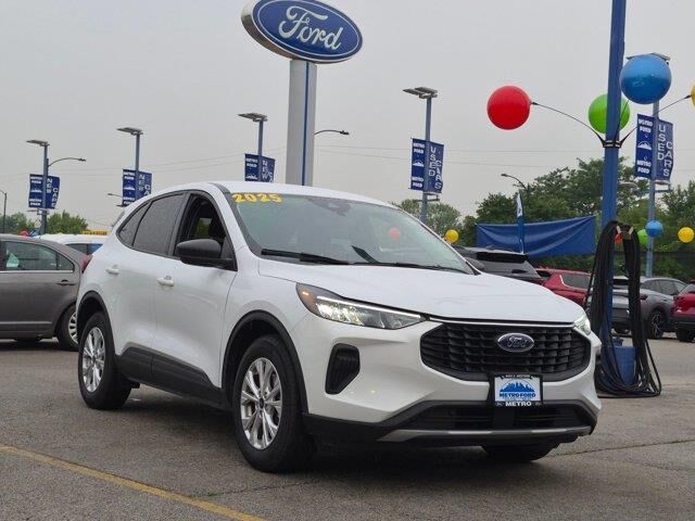 2025 Ford Escape Active — photo 1 of 26