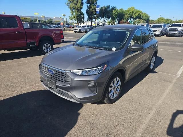 2024 Ford Escape Active — photo 1 of 26
