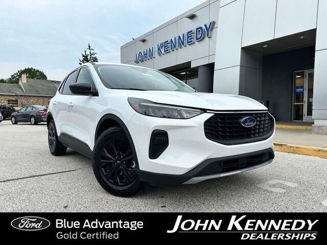 2024 Ford Escape Active — photo 1 of 6
