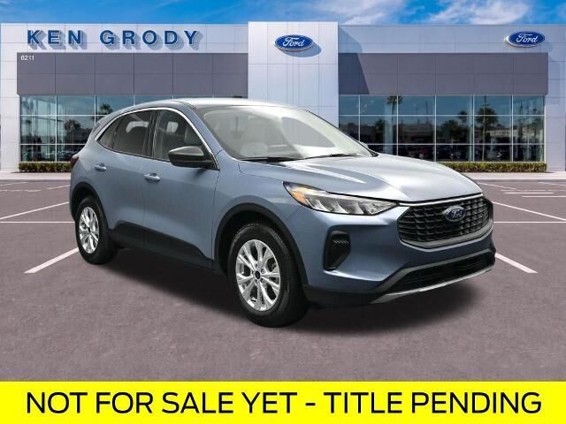 2024 Ford Escape Active — photo 1 of 26