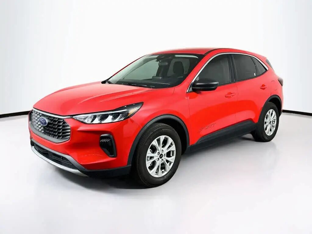 2024 Ford Escape Active — photo 1 of 13