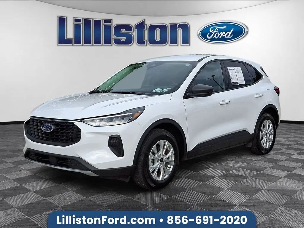 2025 Ford Escape Active — photo 1 of 38