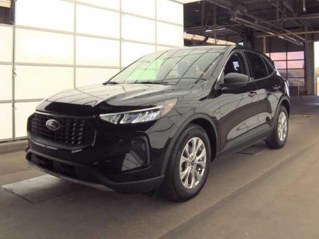 2023 Ford Escape Active — photo 1 of 13