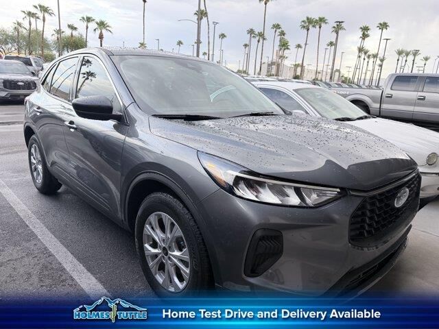 2024 Ford Escape Active — photo 1 of 5