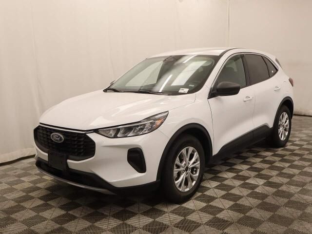 2024 Ford Escape Active — photo 1 of 26