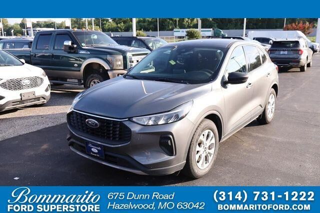 2025 Ford Escape Active — photo 1 of 4