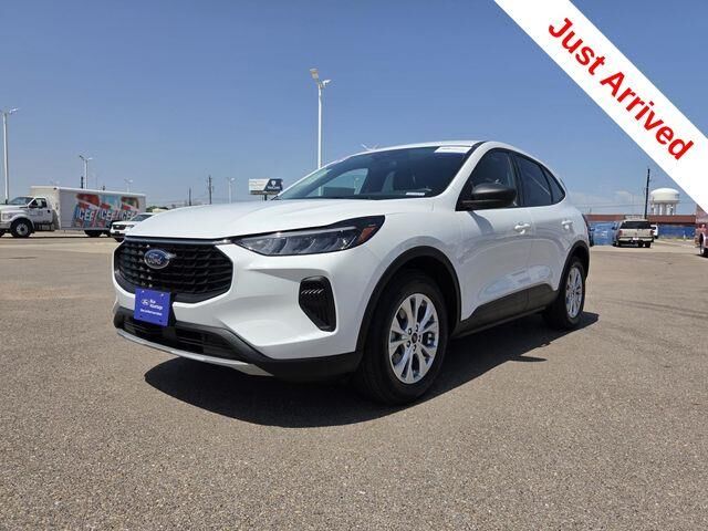 2025 Ford Escape Active — photo 1 of 39