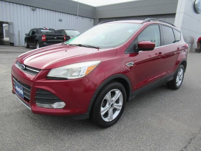 2016 Ford Escape SE — photo 1 of 26