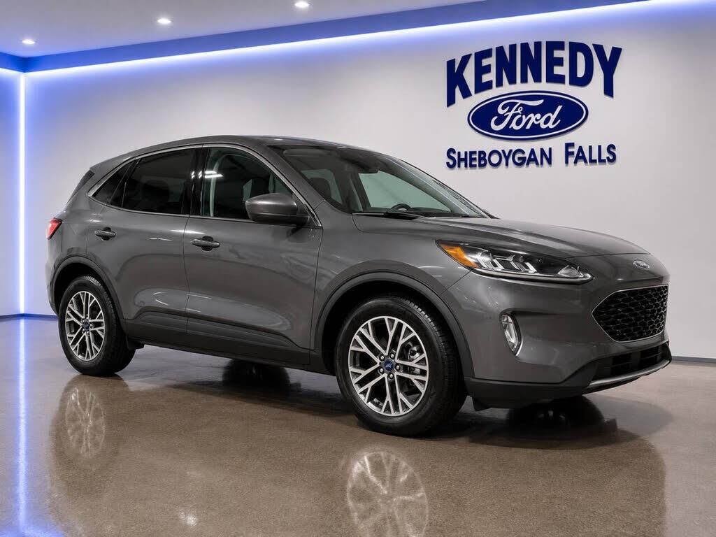2022 Ford Escape SEL — photo 1 of 2