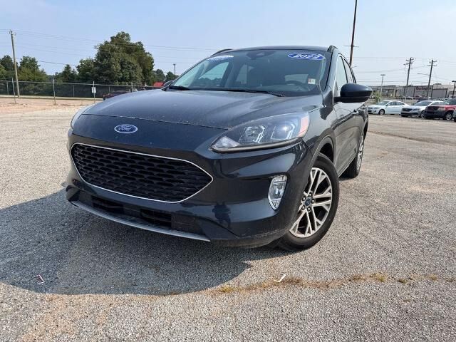 2022 Ford Escape SEL — photo 1 of 34