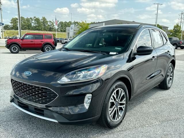 2020 Ford Escape SEL — photo 1 of 13