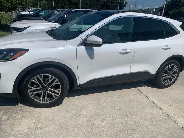 2020 Ford Escape SEL