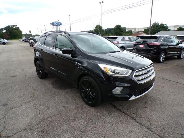 2019 Ford Escape SEL — photo 1 of 13