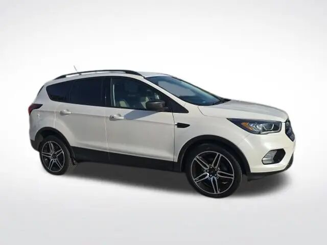 2019 Ford Escape SEL — photo 1 of 13