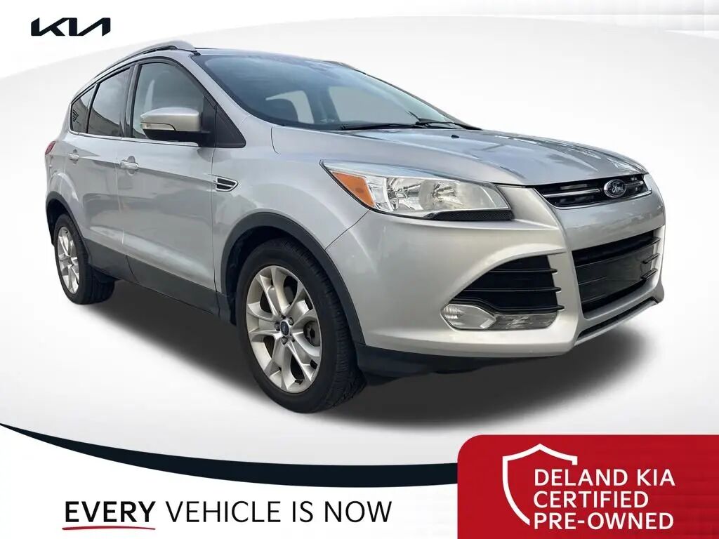 2014 Ford Escape Titanium — photo 1 of 10