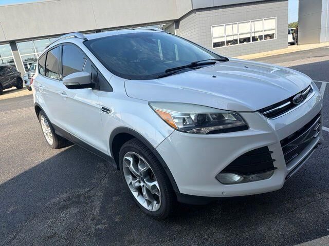 2015 Ford Escape Titanium — photo 1 of 13