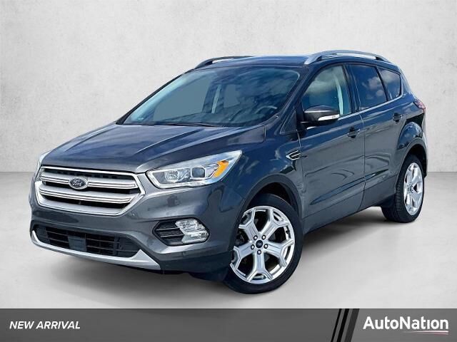 2019 Ford Escape Titanium — photo 1 of 13
