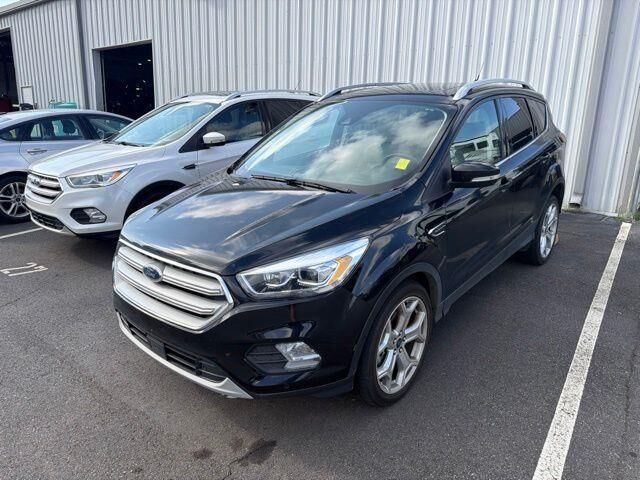 2019 Ford Escape Titanium — photo 1 of 13