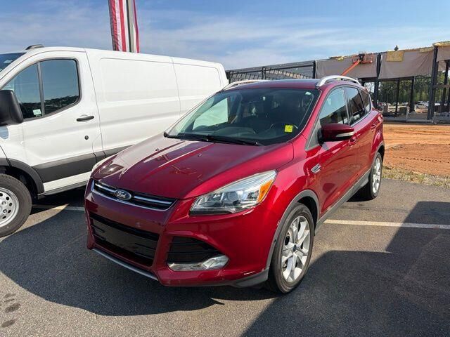 2016 Ford Escape Titanium — photo 1 of 13
