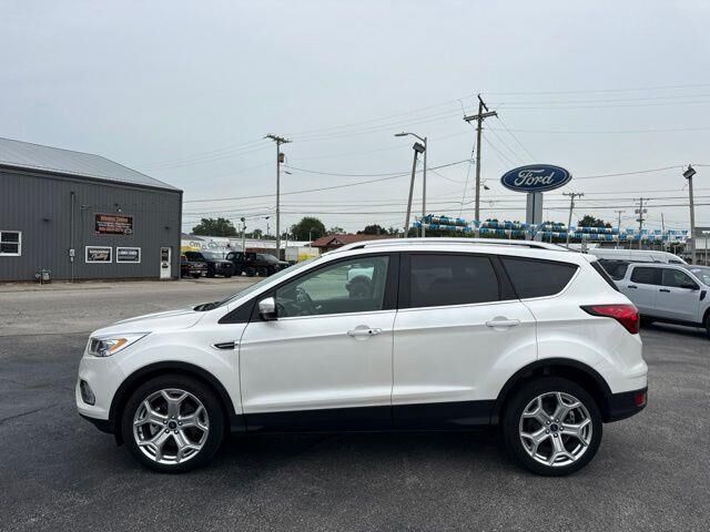 2019 Ford Escape Titanium — photo 1 of 12
