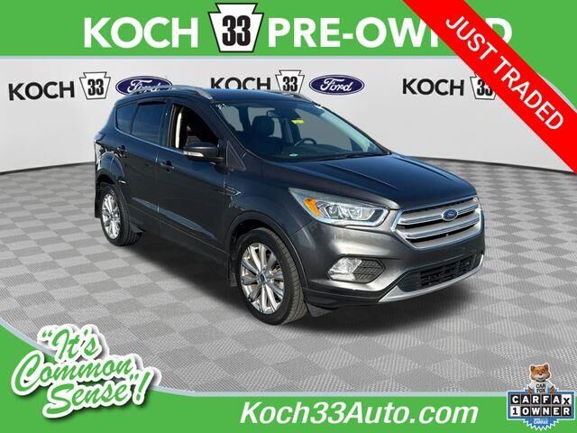 2017 Ford Escape Titanium — photo 1 of 2