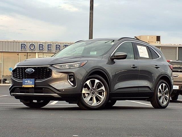 2023 Ford Escape Hybrid Platinum