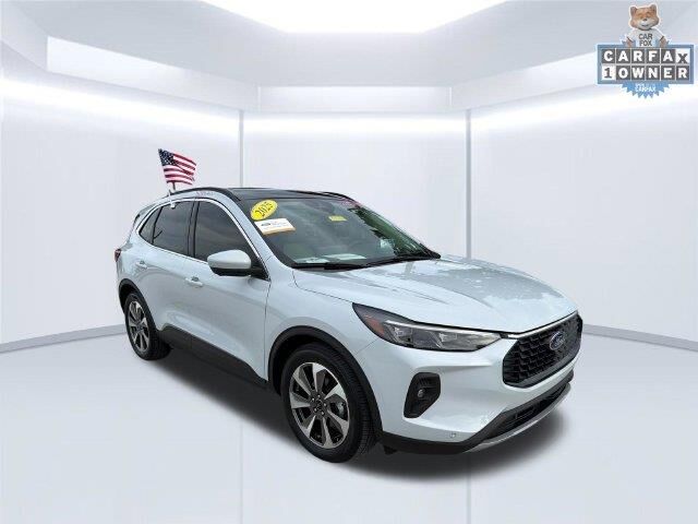 2025 Ford Escape Hybrid Platinum