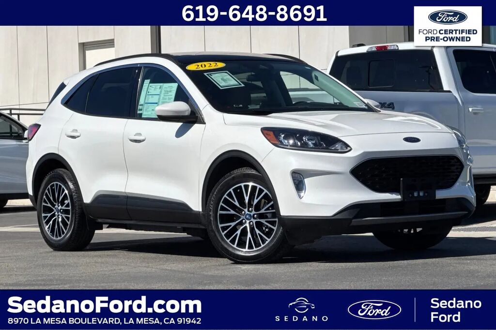 2022 Ford Escape Plug-In Hybrid SEL — photo 1 of 13