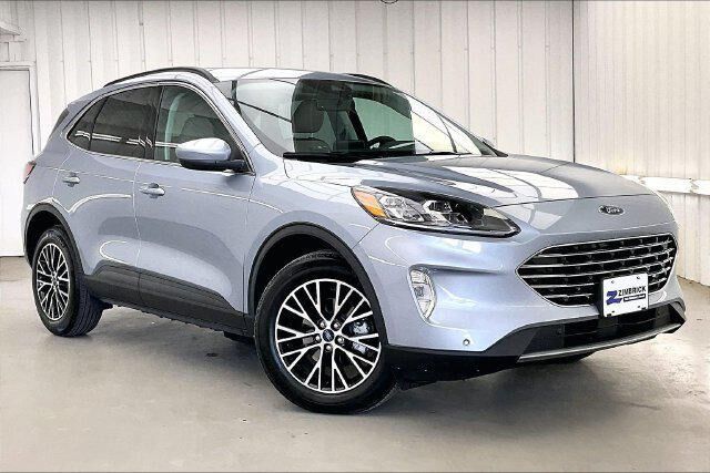 2022 Ford Escape Plug-In Hybrid Titanium