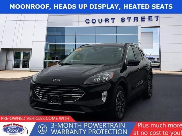2022 Ford Escape Plug-In Hybrid Titanium