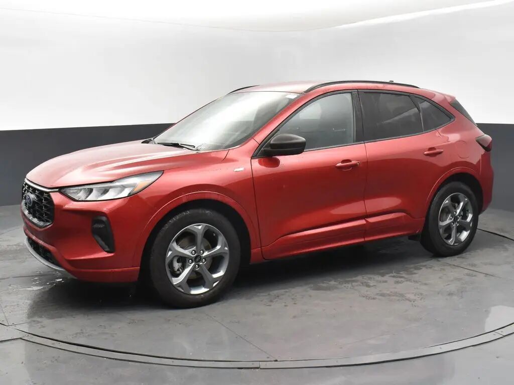2024 Ford Escape ST-Line — photo 1 of 17