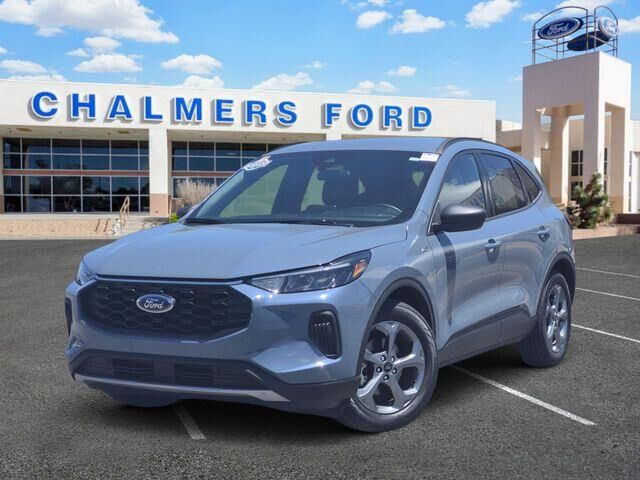 2025 Ford Escape ST-Line — photo 1 of 26