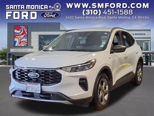 2025 Ford Escape ST-Line — photo 1 of 26